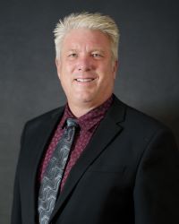 Wayne Sirles headshot