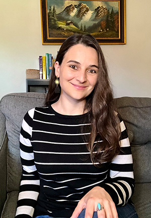 Alyssa Loman headshot