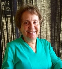 Dr. Elaine Vitello headshot