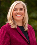 Carly Holtkamp headshot